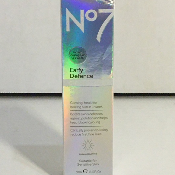 3/20% No7 Early Defence Glow Activating Serum - Picture 2 of 3